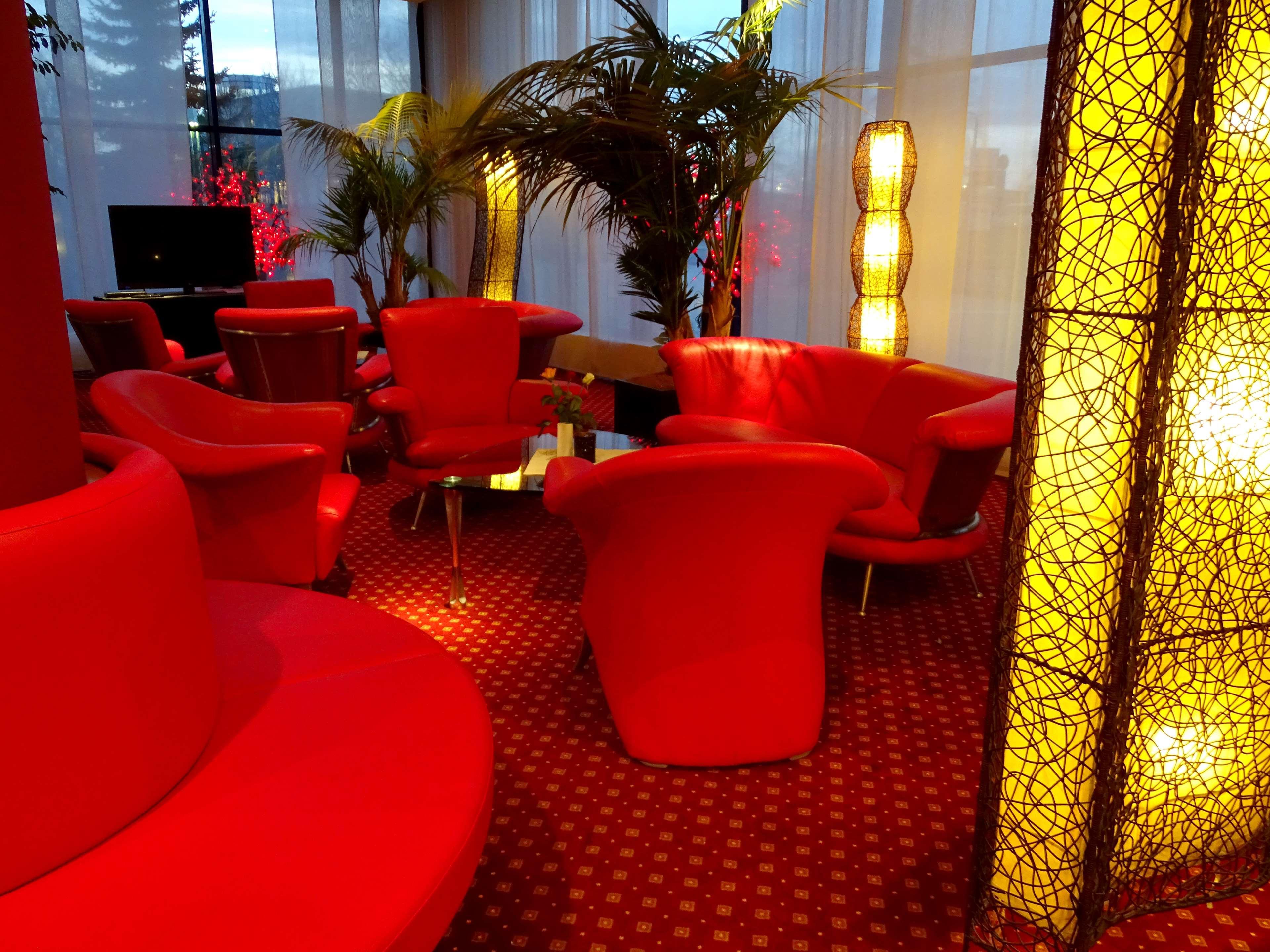 Western Plaza 4*